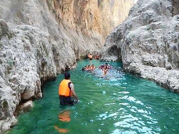 تور یک روزه آبنوردی تنگه اژدها