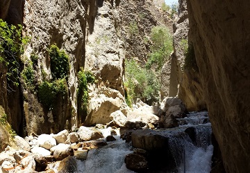 تور یک روزه تنگه مهریان و کبوتری